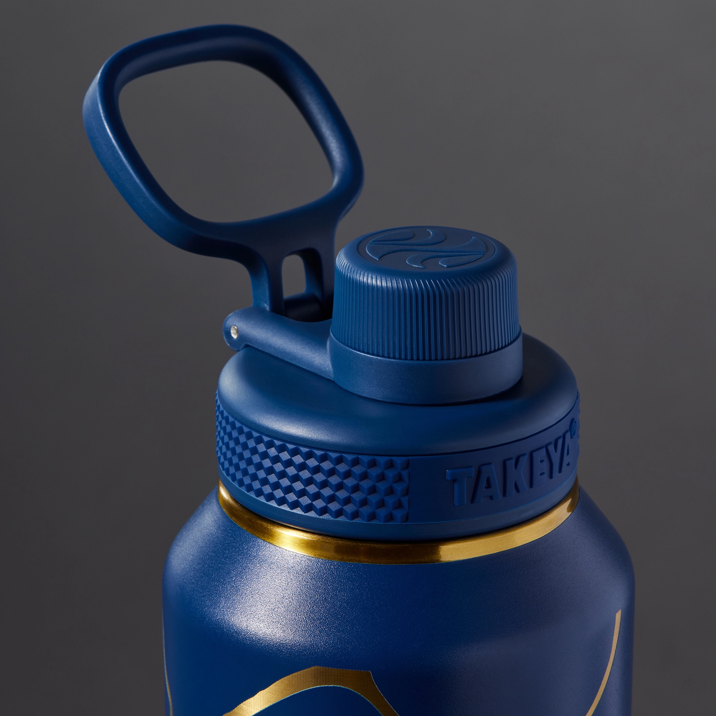 kintsugi-water-bottle-with-spout-lid-l1 51390-TK_HO25_Kintsugi_Takeya9266.png